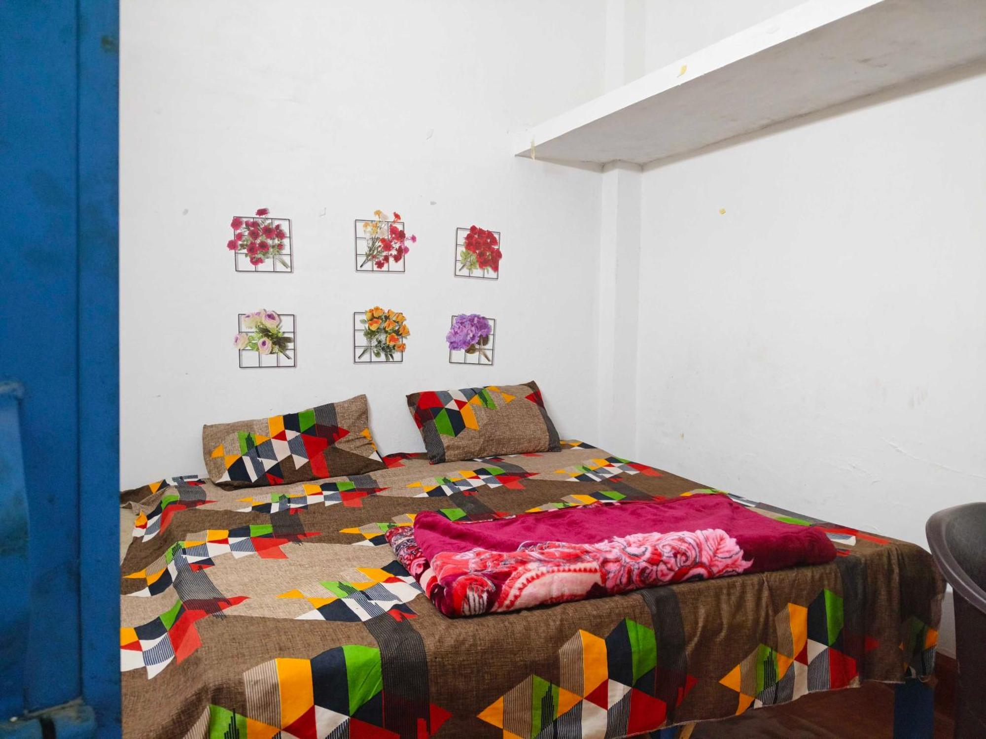Hotel O Dheeraj Residency Bela Pratapgarh Eksteriør billede