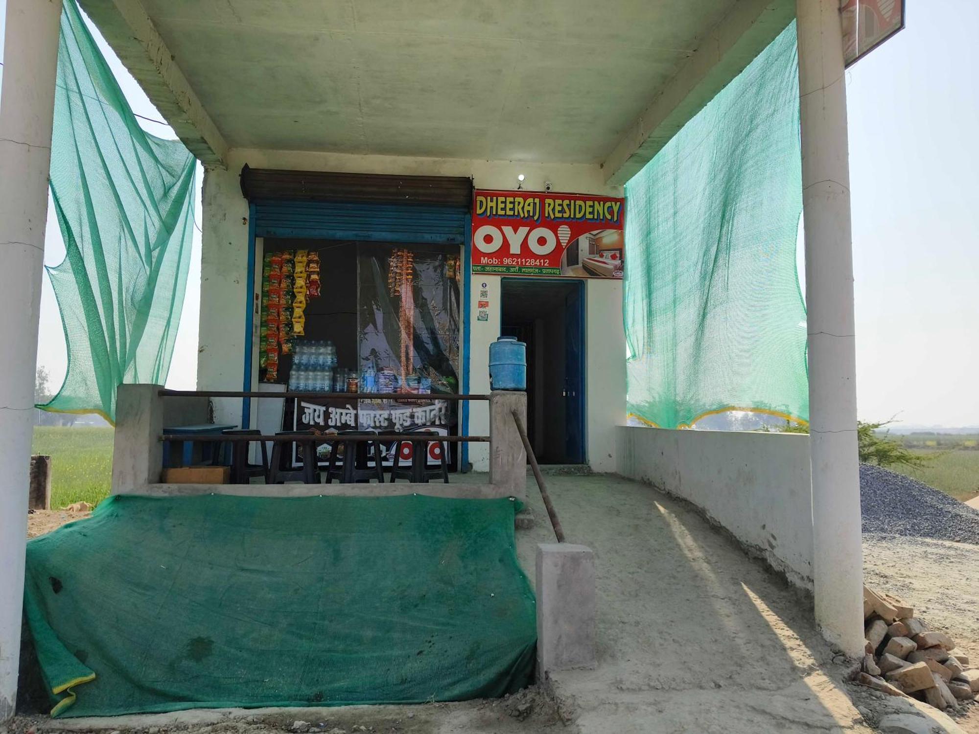 Hotel O Dheeraj Residency Bela Pratapgarh Eksteriør billede